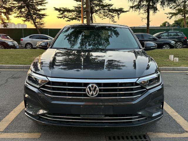 Volkswagen Sagitar 2022 immagine di auto #3