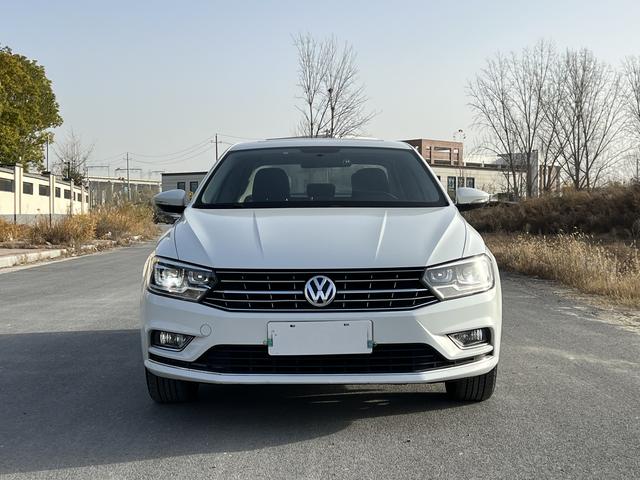 Volkswagen Bora 2017 imagen de coche #3