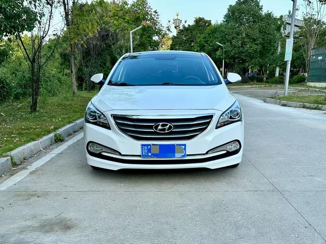 Hyundai Mistra 2016 #3 Hyundai Mistra 2016 car image #3