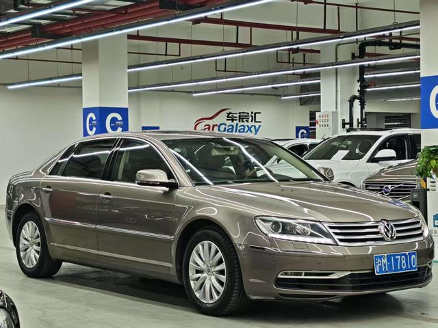 Volkswagen Pheaton 2011 immagine di auto #3