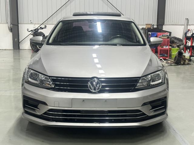 Volkswagen Sagitar 2019 immagine di auto #3