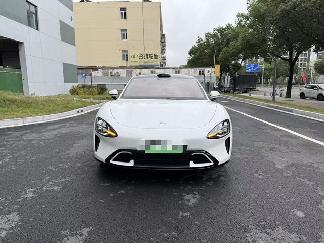 MI 2025 car image #3
