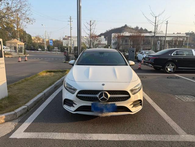 Mercedes-Benz A Class 2020 car image #3