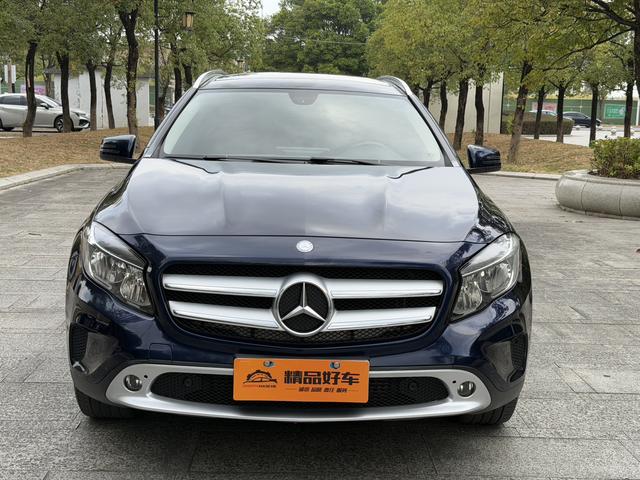 Mercedes-Benz GLA Class 2015 car image #3