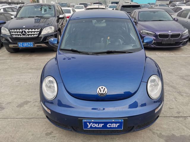 Volkswagen Beetle 2010 car image #3