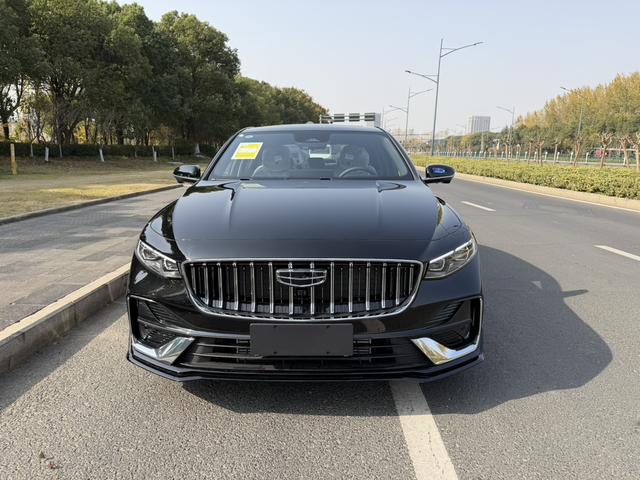 GEELY Preface 2025 car image #3