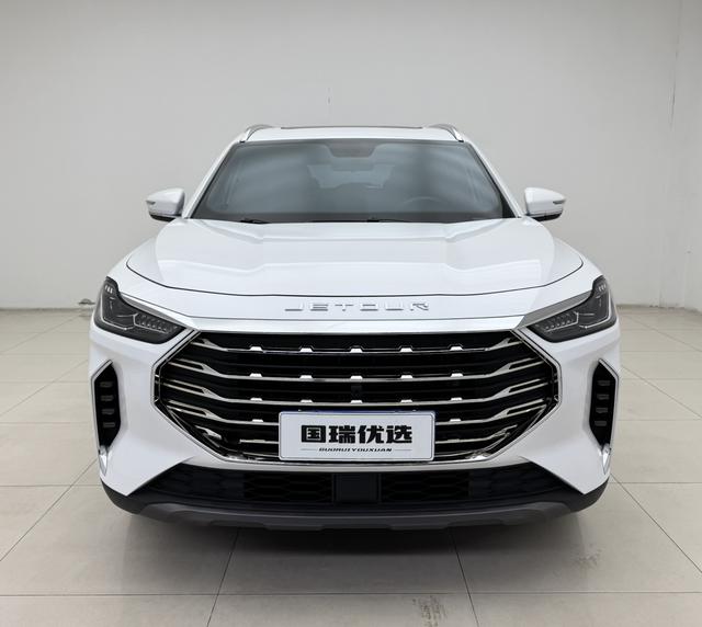 Jetour X70 PLUS 2023 car image #3