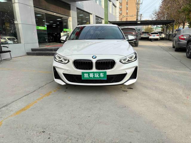 BMW 1 Series 2019 #3 BMW 1 Series 2019 car image #3