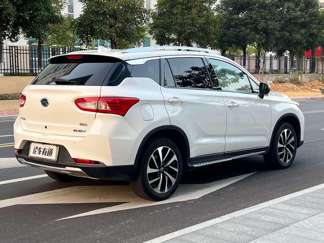 GAC Qizhi PHEV 2018 #3 GAC Qizhi PHEV 2018 car image #3