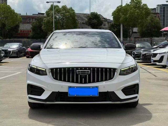 GEELY Preface 2022 car image #3