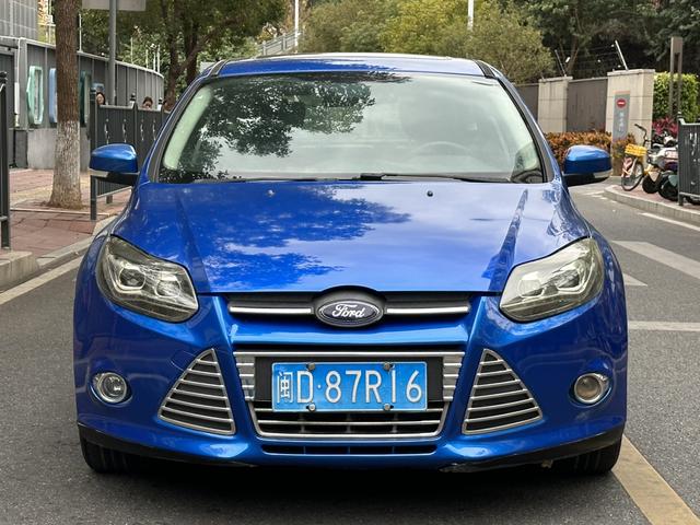 Ford Focus 2013 #3 Ford Focus 2013 car image #3