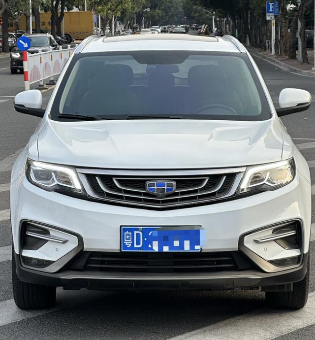 GEELY Boyue 2019 car image #3