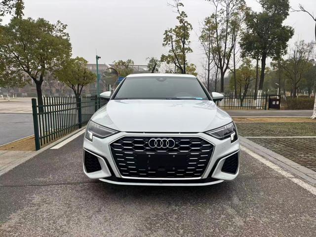 Audi A3 2021 car image #3