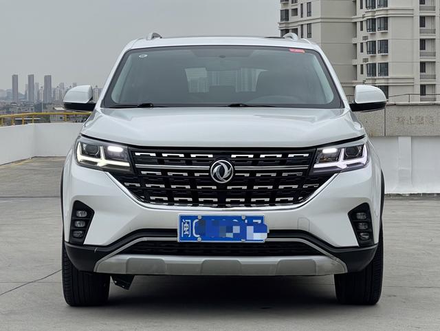 Forthing T5 L 2020 #3 Forthing T5 L 2020 car image #3