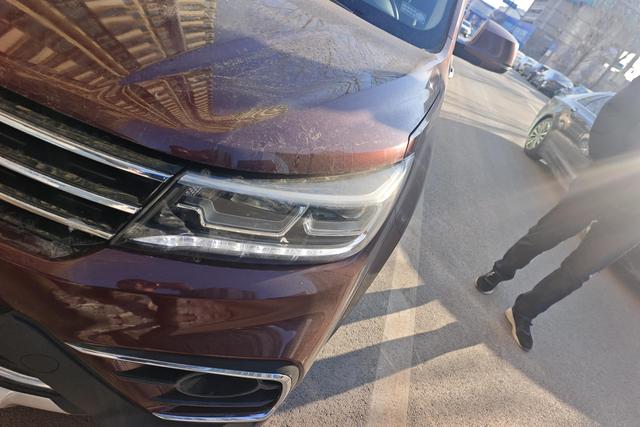 Forthing JOYEAR X5 2018 car image #3