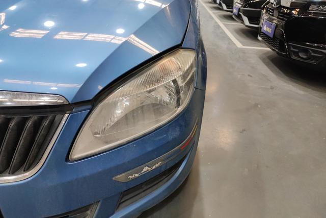 Skoda Fabia 2013 immagine di auto #3