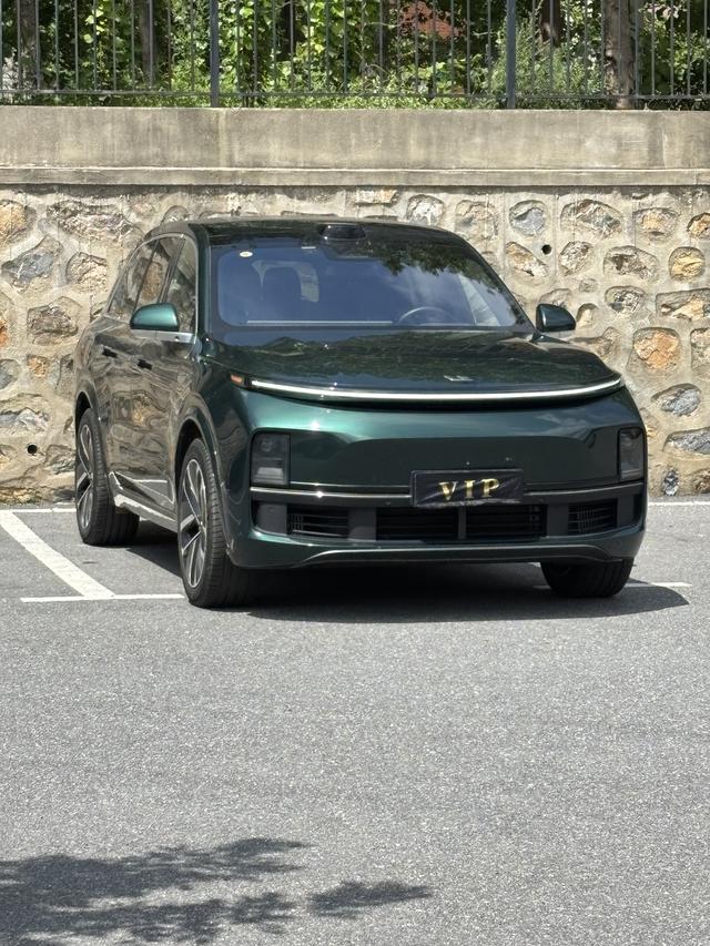 Li L8 2022 изображение автомобиля #3