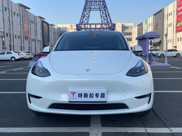 Tesla Model Y 2023 #3 Tesla Model Y 2023 car image #3