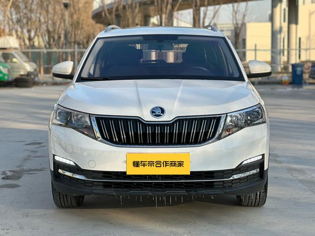 Skoda Kamiq 2020 car image #3