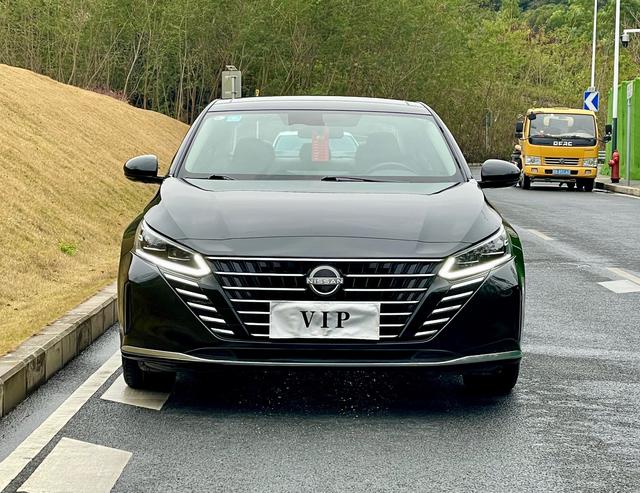 Nissan Teana 2023 car image #3