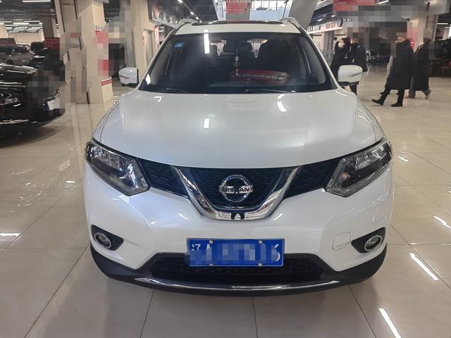 Nissan X-Trail 2016 car image #3
