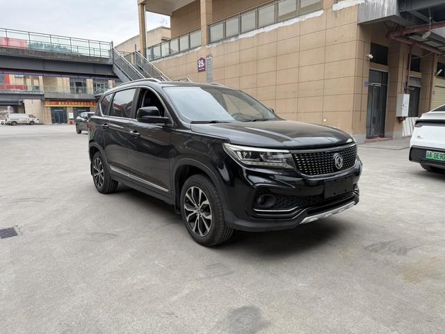 Forthing JOYEAR X5 2017 car image #3