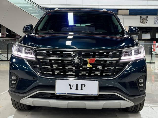 Forthing T5 L 2022 صورة سيارة #3