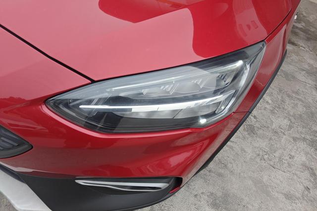 Ford Focus Active 2021 imagen de coche #3