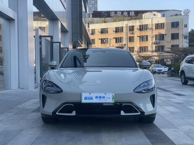 MI 2025 car image #3