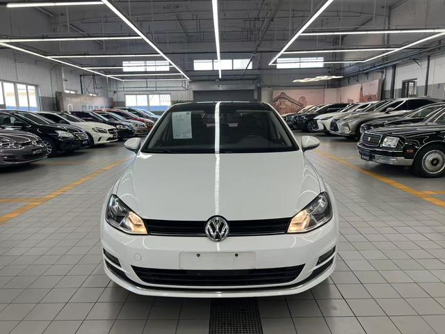 Volkswagen Golf 2016 car image #3