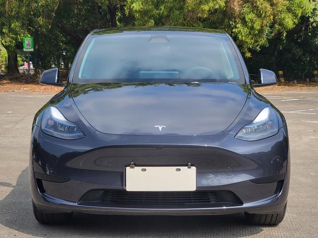 Tesla Model Y 2024 #3 Tesla Model Y 2024 car image #3
