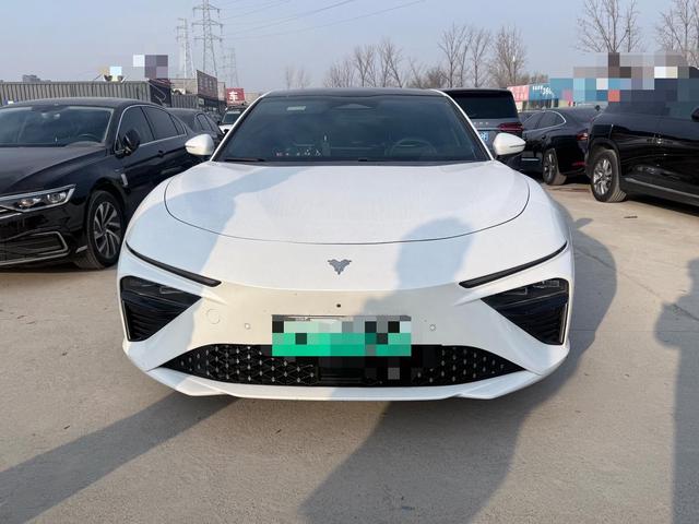 哪吒汽车 哪吒S 2023 汽车图片 #3