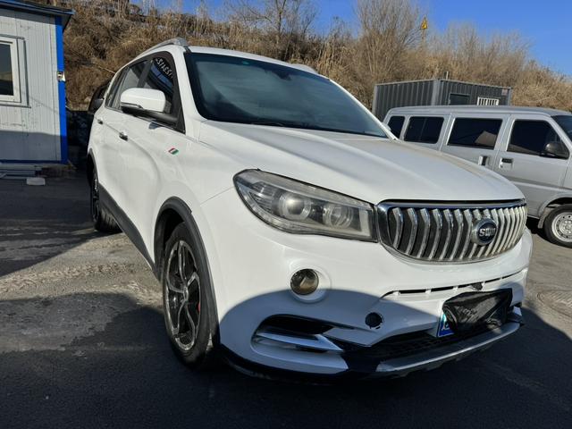 SWM斯威汽车 SWM斯威X7 2016 #3 SWM斯威汽车 SWM斯威X7 2016 汽车图片 #3