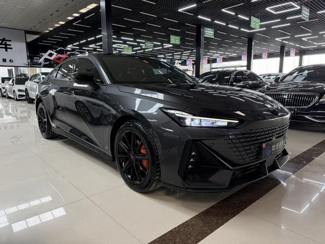 Changan UNI-V 2023 #3 Changan UNI-V 2023 immagine di auto #3