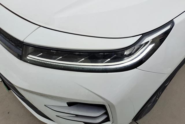 Exceed Chasing Wind C-DM 2023 صورة سيارة #3