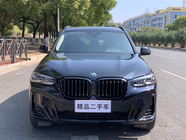 BMW X3 2023 car image #3