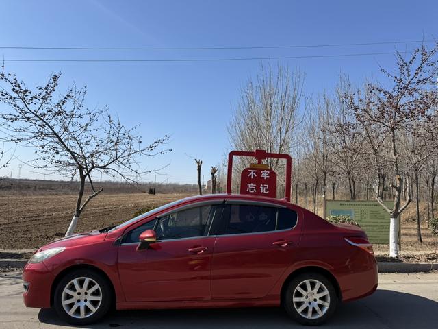 标致 标致308 2012 汽车图片 #3