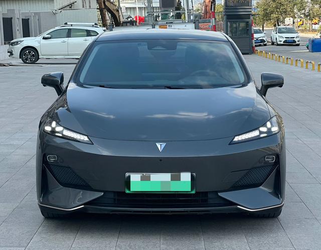 Deepal SL03 2023 car image #3