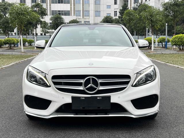 Mercedes-Benz C Class 2015 car image #3