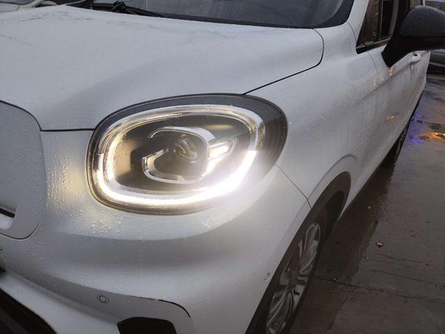 零跑汽车 零跑T03 2021 汽车图片 #3