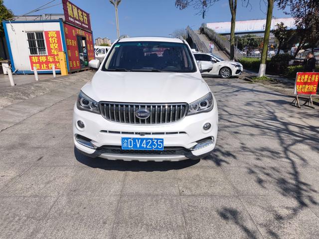 SWM X7 2017 car image #3