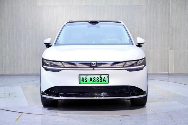 极氪 极氪7X 2024 汽车图片 #3