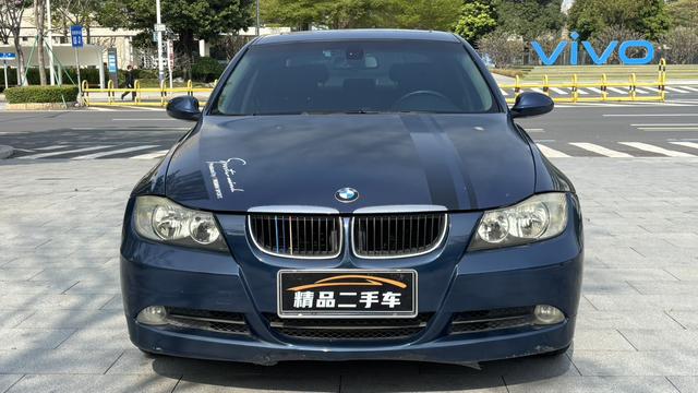 BMW 3 Series 2009 car image #3