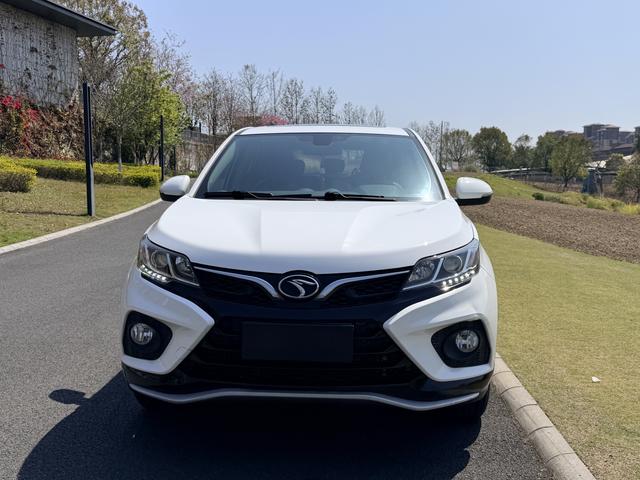 Soueast DX3 2020 car image #3