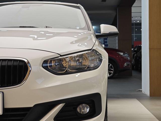 BMW 1 Series 2018 car image #3