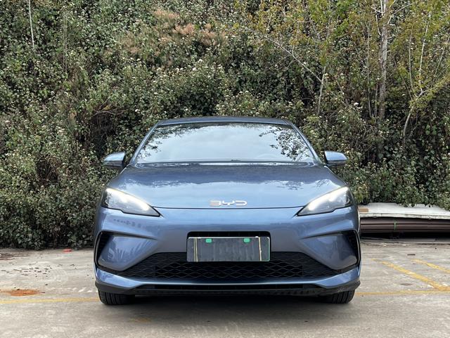 BYD Seal 05 DM-i 2025 car image #3