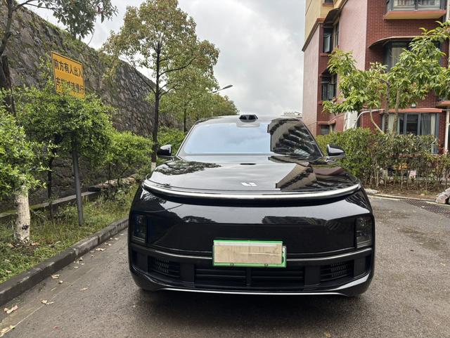 Li L9 2025 image de voiture #3