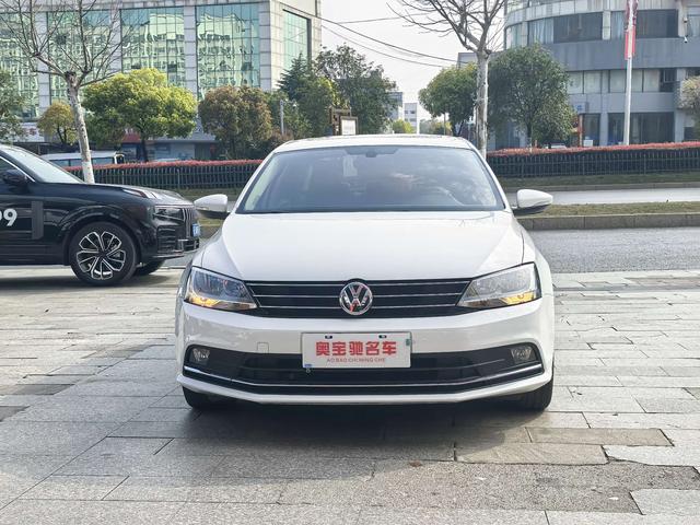 Volkswagen Sagitar 2018 صورة سيارة #3