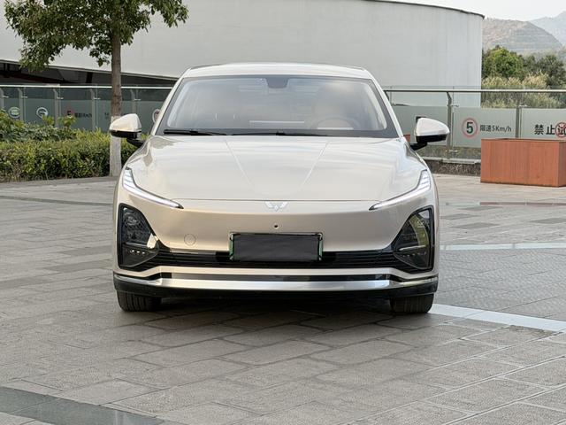 Wuling Starlight 2024 car image #3