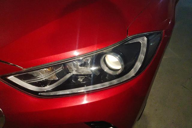 Hyundai Elantra AD 2019 car image #3